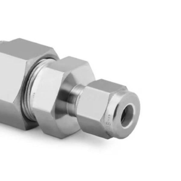 Stainless Steel Swagelok Tube Fitting, Reducing Union, 5/8 in. x 1/2 in. Tube OD.  SS-1010-6-8
